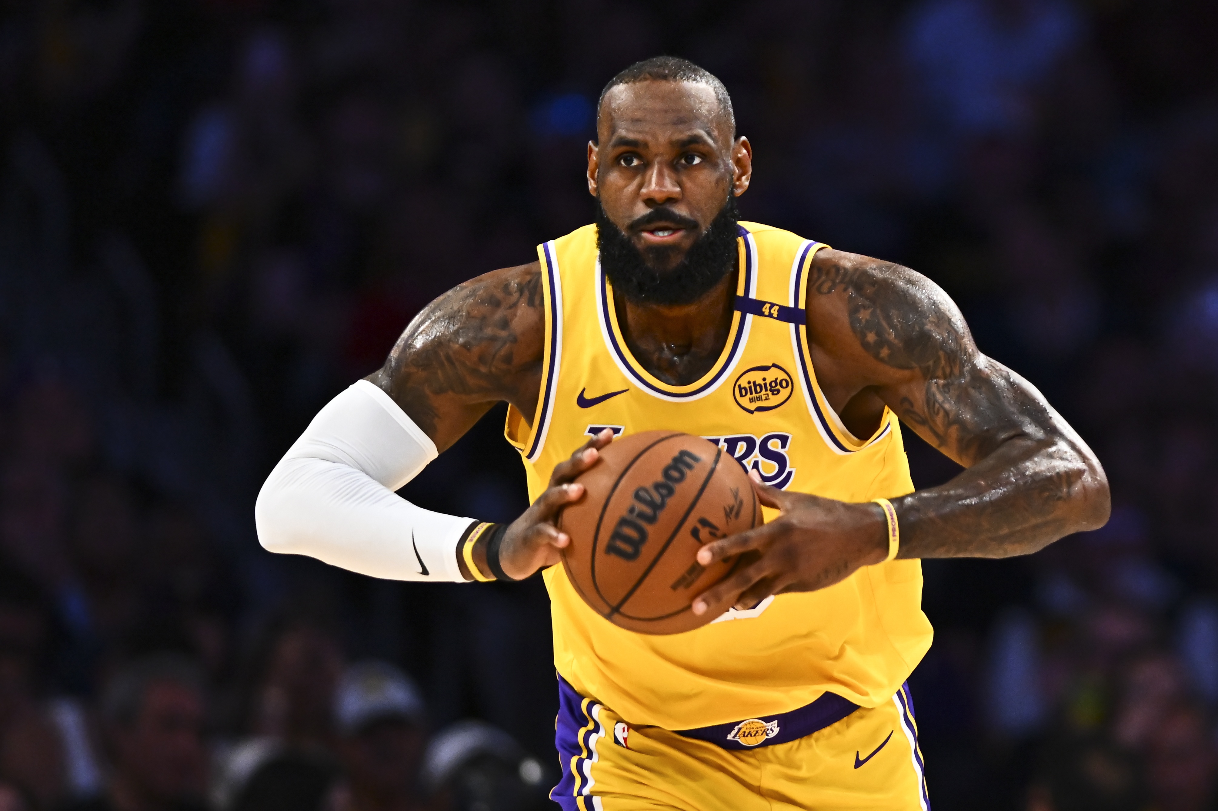 开云官方平台-赛地聚焦:NBA季后赛清晨热度飙升,广厦男篮篮板制胜,话题不断,纪律约束更严格的简单介绍