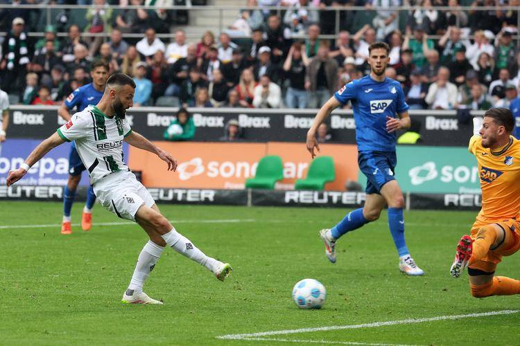 转会期足总杯焦点战；门兴格拉德巴赫调整名单；信心回归；控场能力受关注的简单介绍