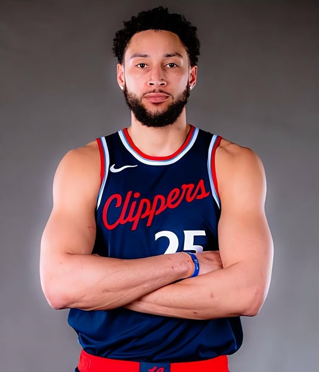 开云官方平台-关于赛地聚焦——NBA季后赛国际比赛日热度飙升;萨克拉门托国王状态回暖;悬念犹存;训练强度明显提升的信息