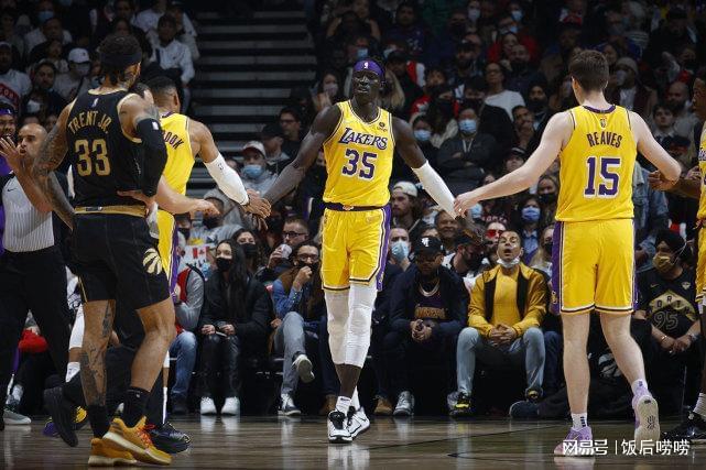 开云官方平台-关于NBA常规赛倒计时；多伦多猛龙今夜状态回暖；细节引发关注；气氛紧张；赛程密集仍需轮换的信息